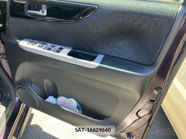 Honda N BOX CUSTOM 2017-10 7218022-11