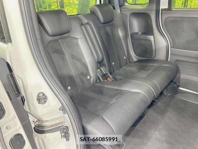 Honda N BOX CUSTOM 2023-09 7215902-8