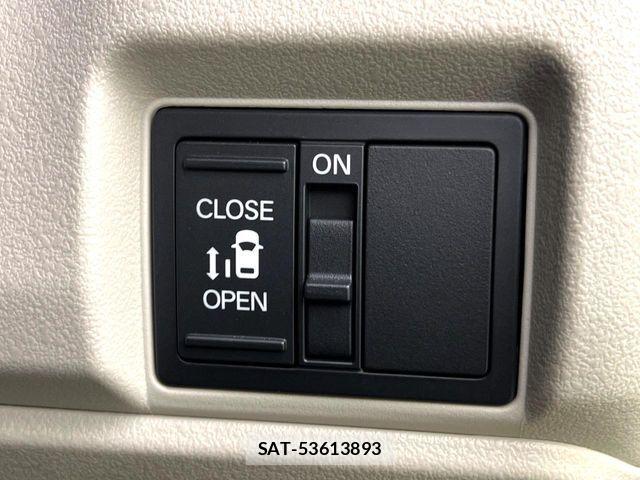 Honda N BOX CUSTOM 2024-03 7222685-4