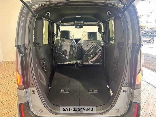Honda N BOX CUSTOM 2024-10 7222695-12
