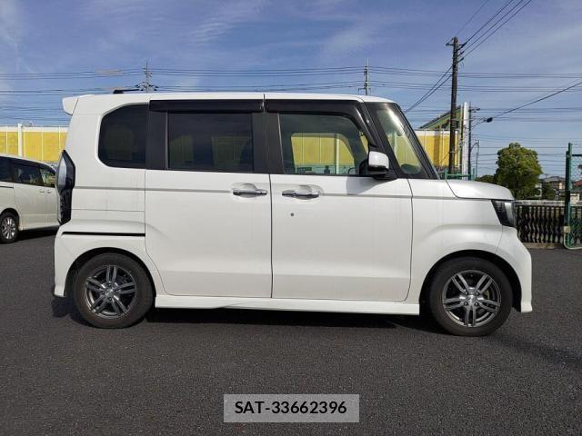 Honda N BOX CUSTOM 2018-05 7222593-10
