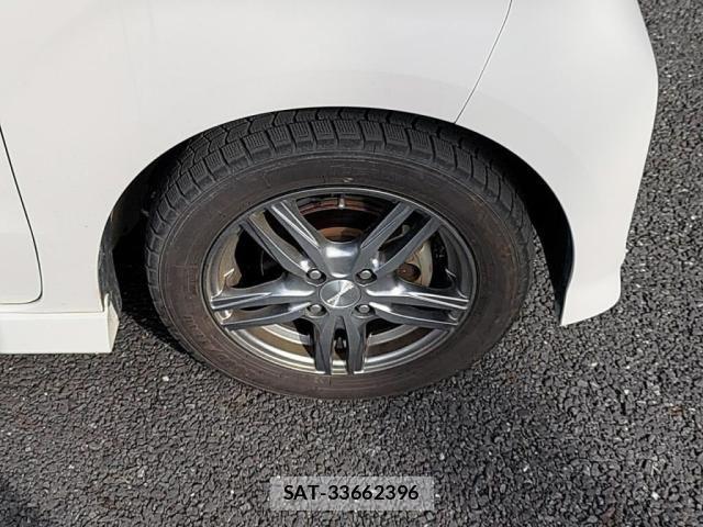 Honda N BOX CUSTOM 2018-05 7222593-29
