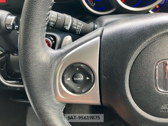 Honda N BOX CUSTOM 2016-01 7222562-18
