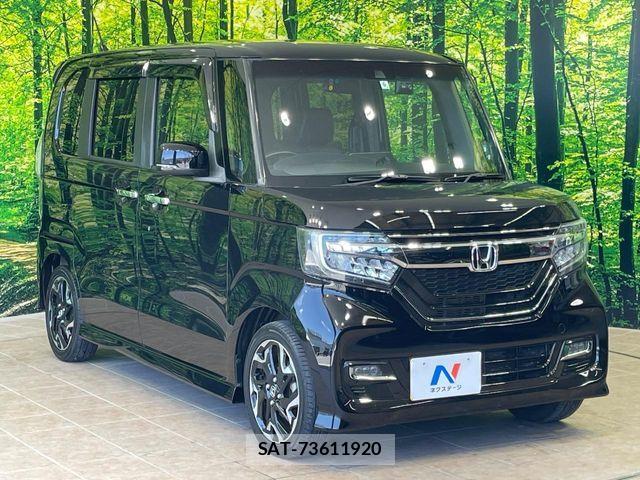 Honda N BOX CUSTOM 2018-06 7222594-16
