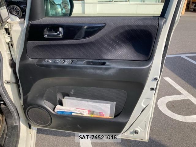 Honda N BOX CUSTOM 2015-06 7222548-12