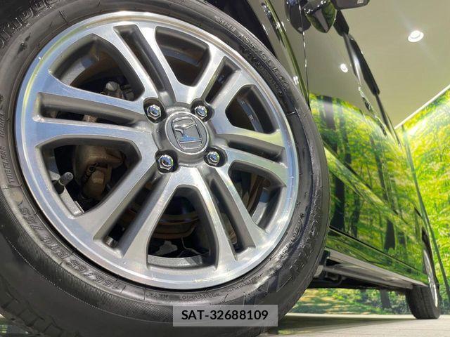 Honda N BOX CUSTOM 2017-06 7222577-12