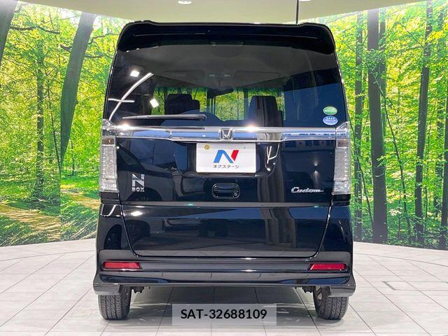 Honda N BOX CUSTOM 2017-06 7222577-14