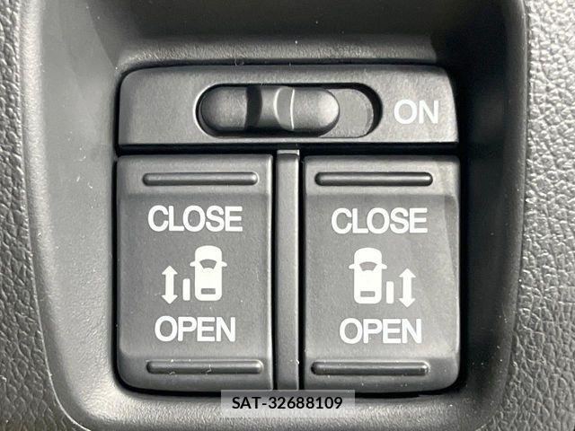 Honda N BOX CUSTOM 2017-06 7222577-2
