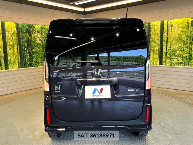 Honda N BOX CUSTOM 2024-08 7222693-15