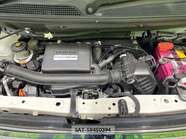 Honda N BOX CUSTOM 2018-02 7222585-17