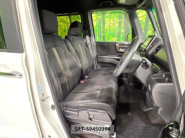Honda N BOX CUSTOM 2018-02 7222585-7