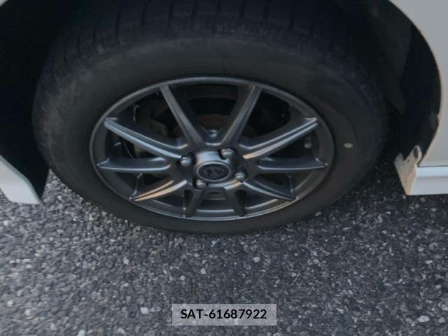 Honda N BOX CUSTOM 2015-06 7222545-10