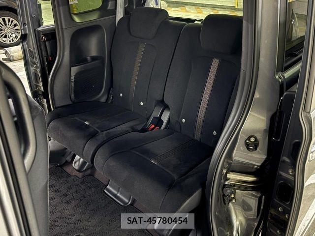Honda N BOX CUSTOM 2019-06 7222615-8