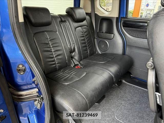 Honda N BOX CUSTOM 2015-03 7222546-17
