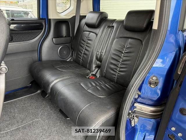 Honda N BOX CUSTOM 2015-03 7222546-18