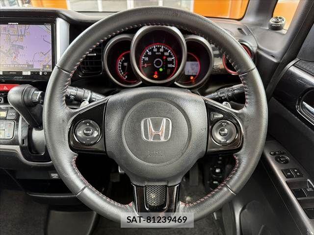 Honda N BOX CUSTOM 2015-03 7222546-25