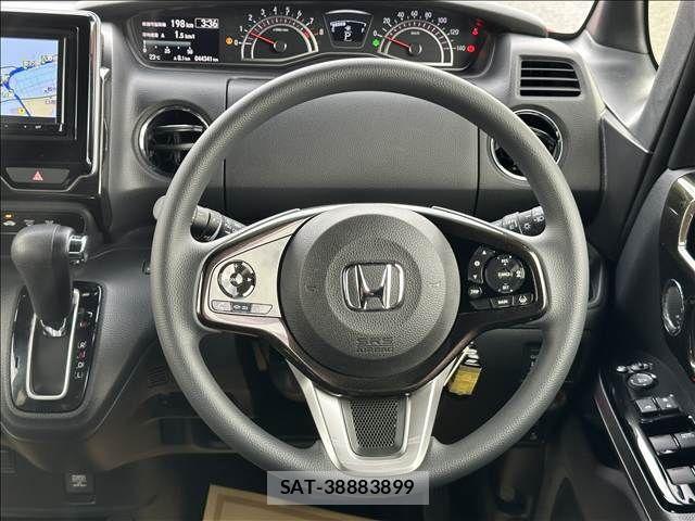 Honda N BOX CUSTOM 2019-05 7222608-1