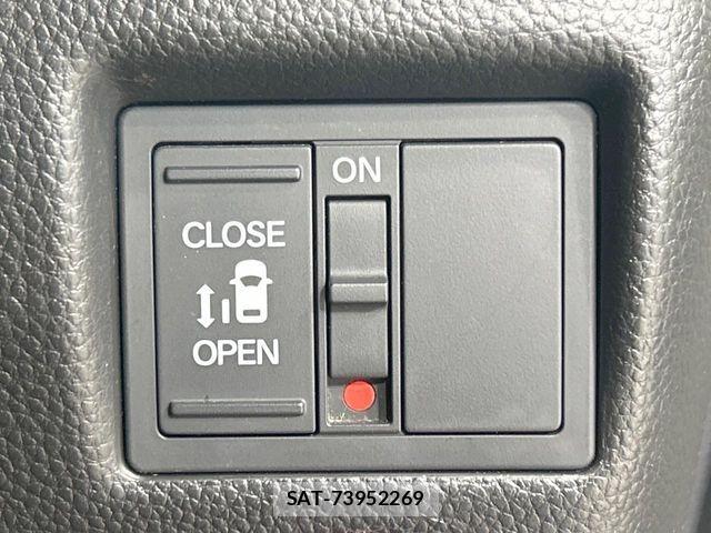 Honda N BOX CUSTOM 2018-01 7222587-3