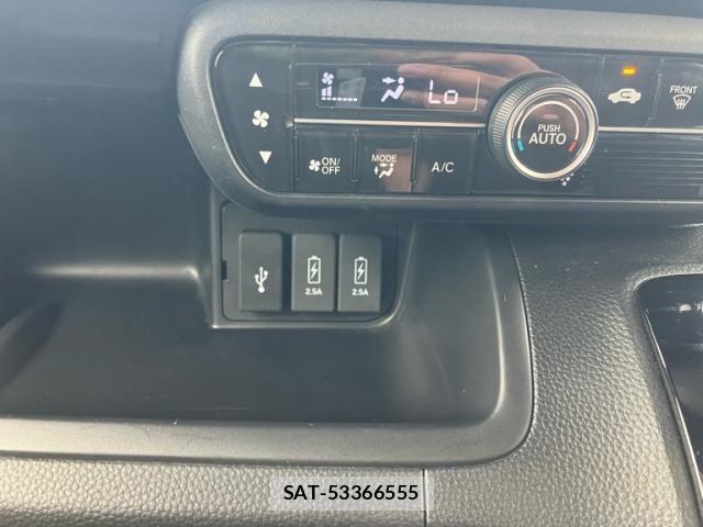Honda N BOX CUSTOM 2018-12 7222605-22