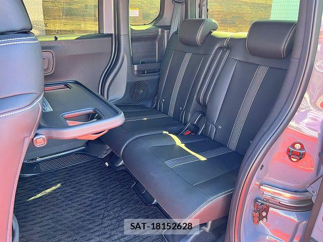 Honda N BOX CUSTOM 2023-10 7222678-12