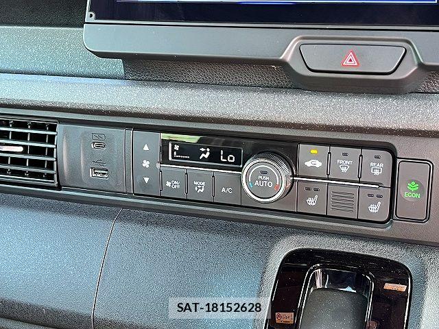 Honda N BOX CUSTOM 2023-10 7222678-14