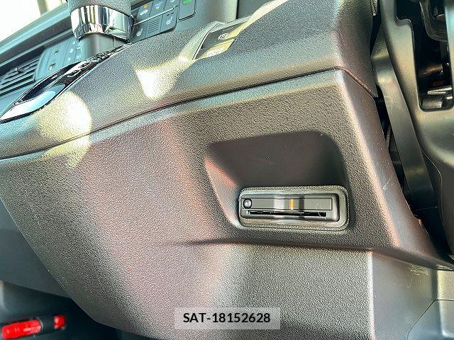 Honda N BOX CUSTOM 2023-10 7222678-15