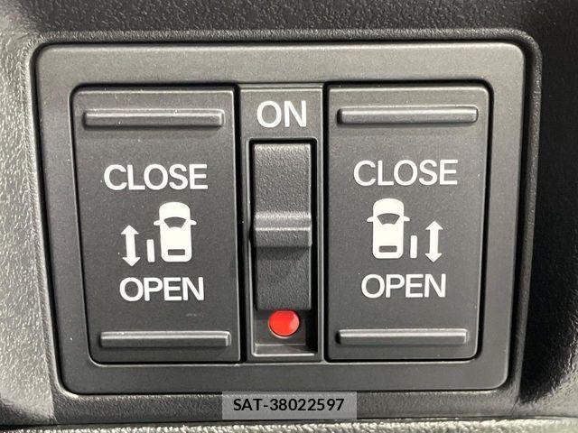 Honda N BOX CUSTOM 2025-06 7222699-7
