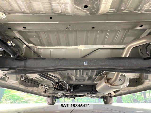 Honda N BOX CUSTOM 2023-02 7222662-18