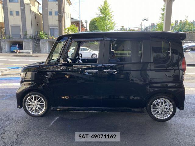 Honda N BOX CUSTOM 2023-04 7222673-28