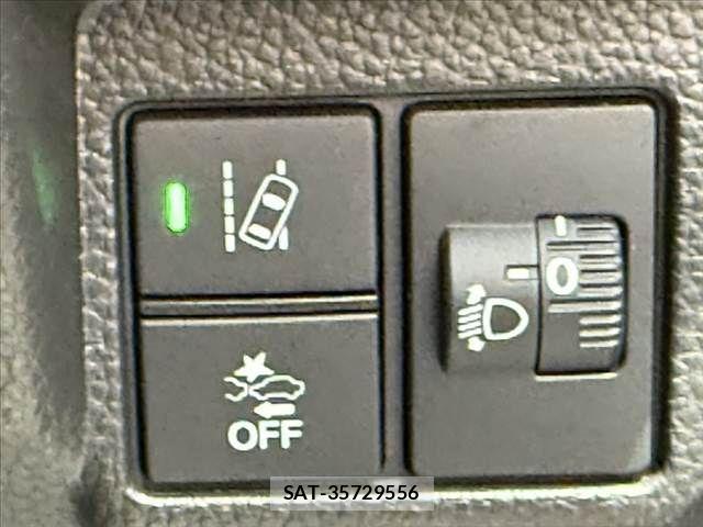 Honda N BOX CUSTOM 2023-09 7222674-27