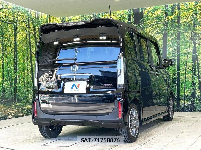 Honda N BOX CUSTOM 2024-04 7222688-16