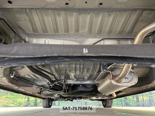 Honda N BOX CUSTOM 2024-04 7222688-18