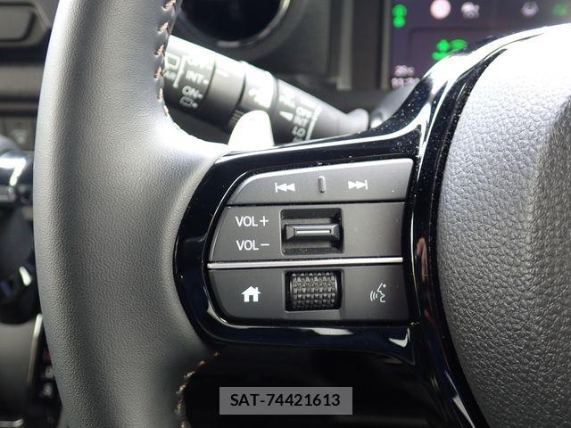 Honda N BOX CUSTOM 2024-06 7222694-13