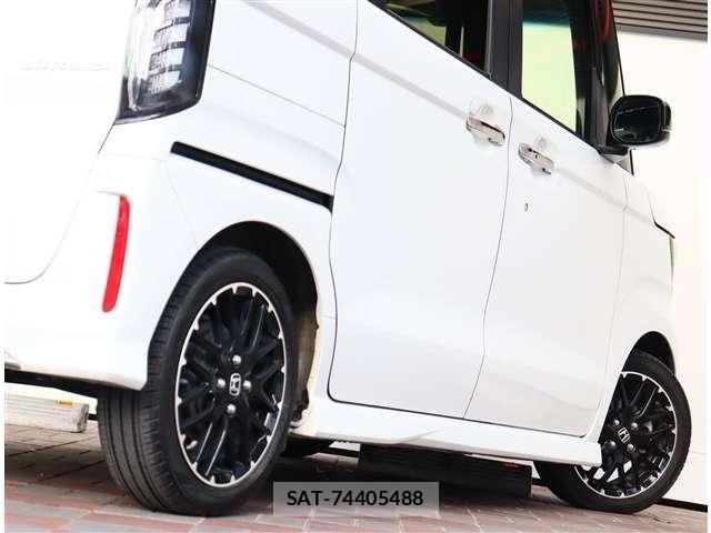 Honda N BOX CUSTOM 2023-07 7222670-27
