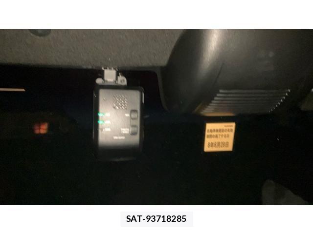 Honda N BOX CUSTOM 2023-06 7222669-23