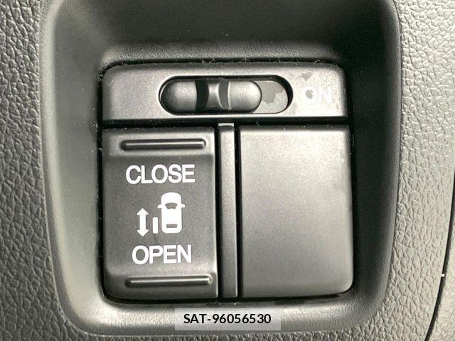 Honda N BOX CUSTOM 2013-06 7217063-4