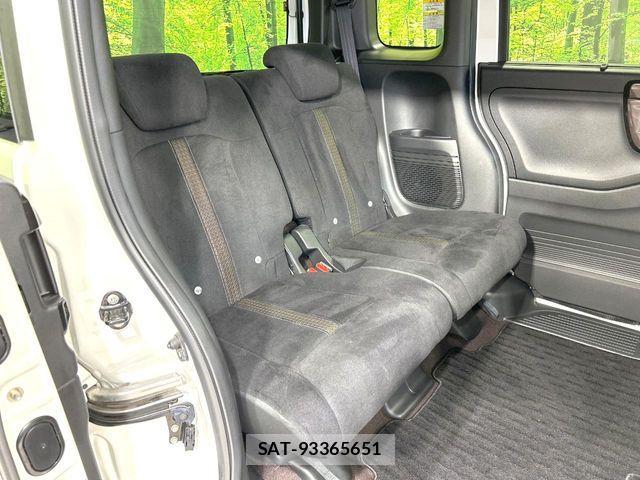 Honda N BOX CUSTOM 2019-06 7222611-8