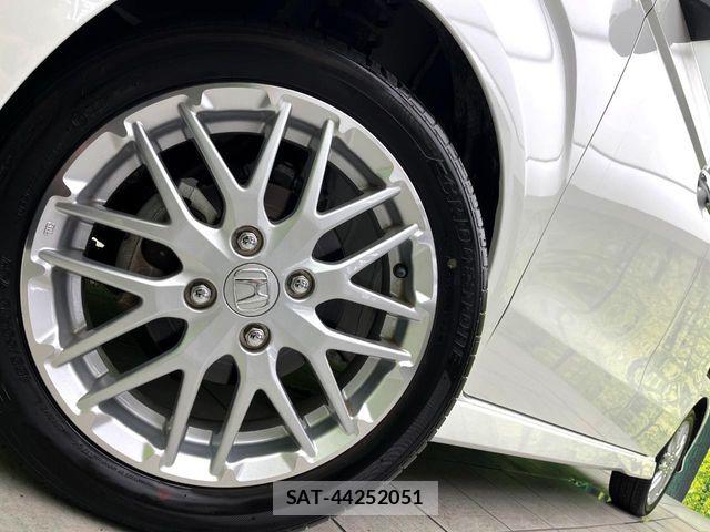 Honda N BOX CUSTOM 2023-06 7222668-12