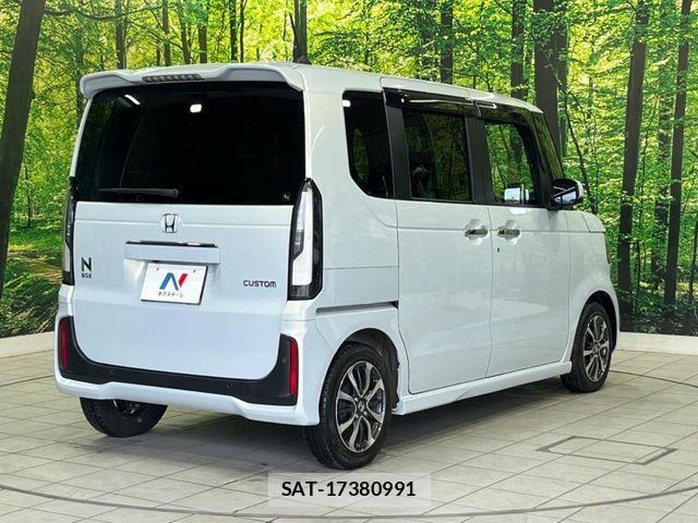 Honda N BOX CUSTOM 2024-04 7222689-16