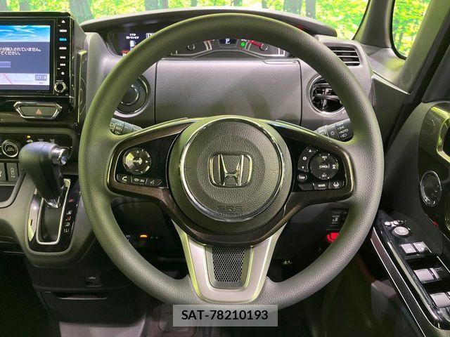 Honda N BOX CUSTOM 2018-02 7215786-10