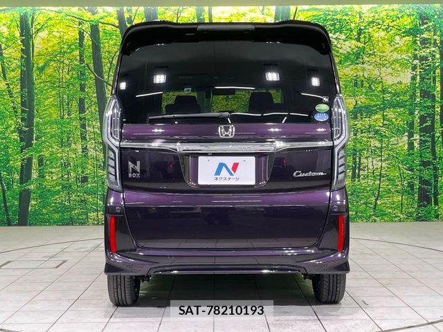 Honda N BOX CUSTOM 2018-02 7215786-14