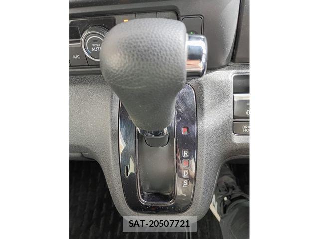 Honda N BOX CUSTOM 2024-02 7222684-13