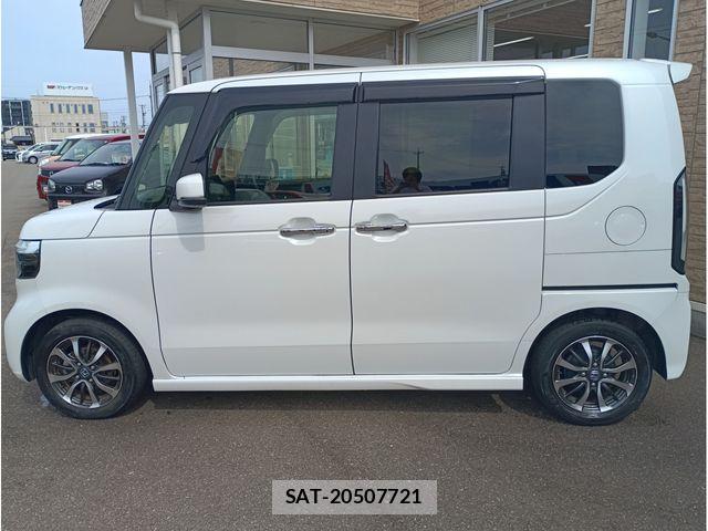 Honda N BOX CUSTOM 2024-02 7222684-3