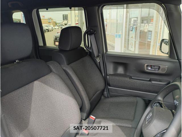 Honda N BOX CUSTOM 2024-02 7222684-6