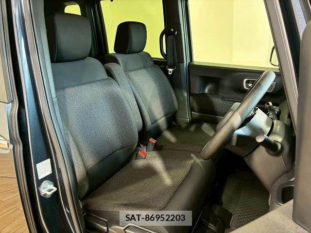 Honda N BOX CUSTOM 2024-10 7222696-10