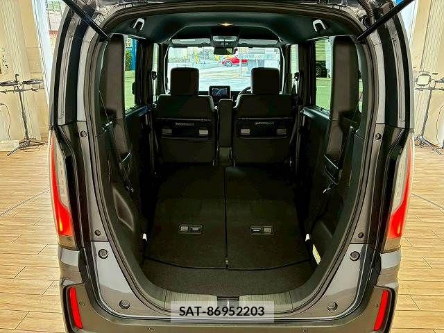 Honda N BOX CUSTOM 2024-10 7222696-12