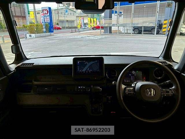 Honda N BOX CUSTOM 2024-10 7222696-2