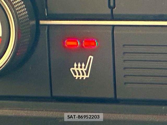 Honda N BOX CUSTOM 2024-10 7222696-8
