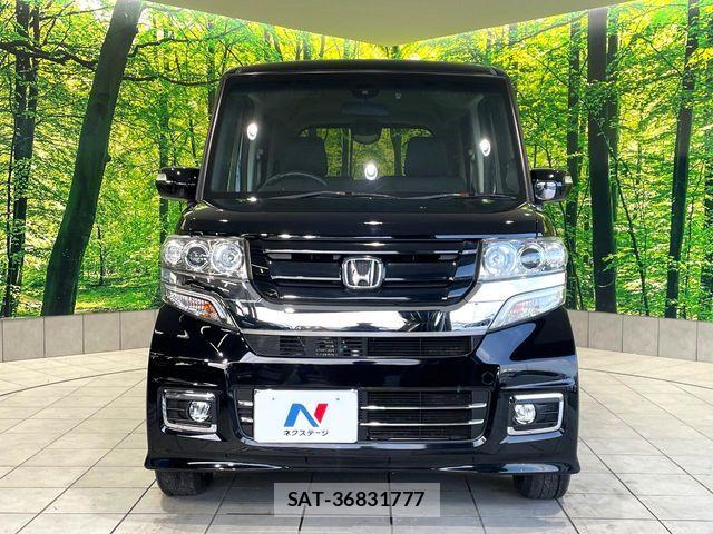 Honda N BOX CUSTOM 2017-05 7216549-13
