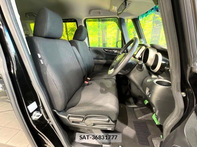 Honda N BOX CUSTOM 2017-05 7216549-7